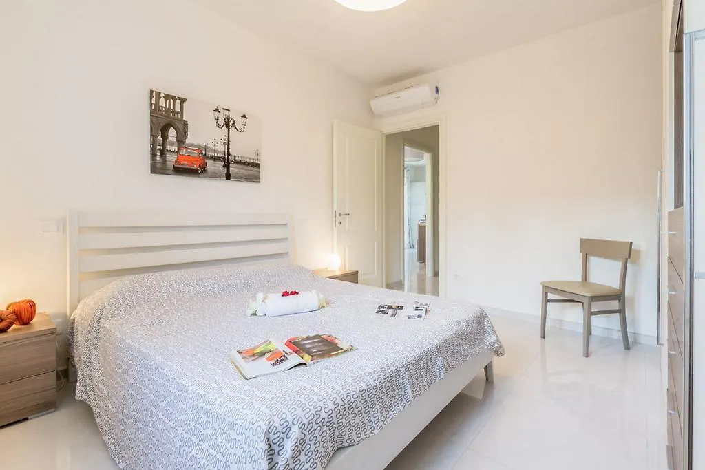 Il Delfino Apartment Viareggio 0*,