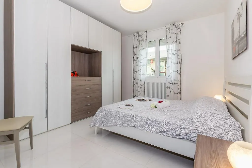 Il Delfino Apartment Viareggio